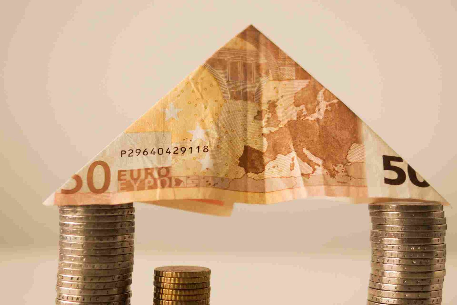 L’arte del risparmio: strategie efficaci per raggiungere i tuoi obiettivi finanziari